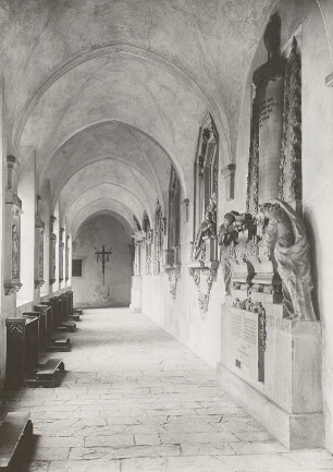 Paderborn, Dom : Paderborn. Dom. Nordflügel des Kreuzganges