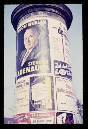 Wahlplakate 22.11.54.
