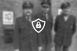 Wentorf/Kreis Herzogtum Lauenburg: Politikerbesuch in der Wentorfer Polizeistation: neuer Leiter: Polizeikommissar [Name maskiert] Polizeihauptmeister [Name maskiert] Polizeihauptmeister [Name maskiert]