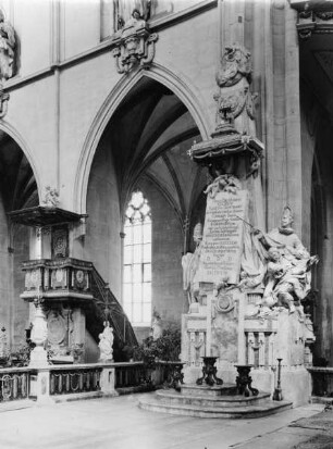 Stiftermonument und Geschichtsdenkmal zur Klostergründung