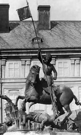 Der heilige Georg tötet den Drachen