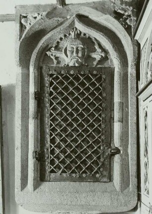 Tragnitz, Kirche, Sakramentshaus, um 1480