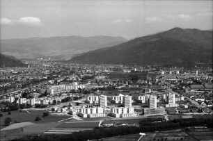 Freiburg: Weingarten, Gesamtansicht, von Westen