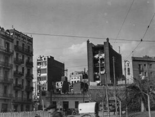 Vorstadthäuser : Blick auf Vorstadthäuser von Barcelona in