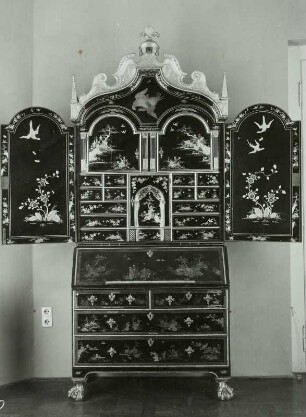 Schreibschrank