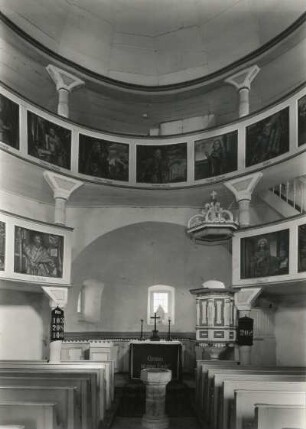 Untersuhl. Dorfkirche. Inneres nach Ost