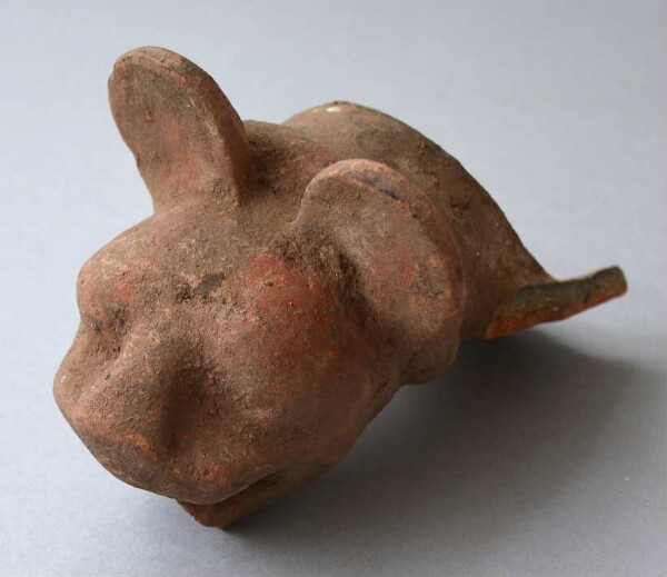 Clay animal head (fragment)