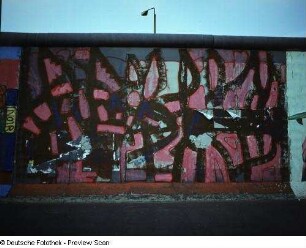Ohne Titel : Ohne Titel. Motiv der East side Gallery nach Bild 65