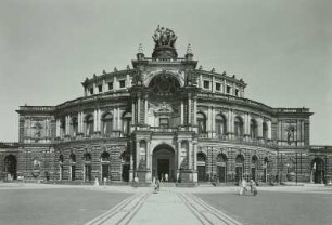 Opernhaus, Semperoper, Zweites Dresdner Hoftheater