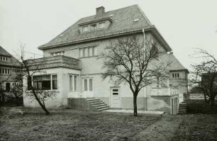 Güstrow, Gustav-Adolf-Straße 18. Einfamilienhaus (um 1934; A. Kegebein). Gartenseite
