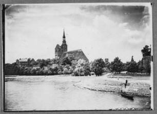 Blick zur Kirche St. Stephan in Tangermünde