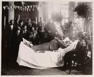 Totenfeier für einen Zigeunerkönig in Weimar