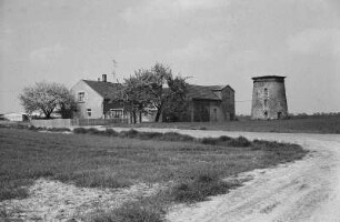 Bennewitz-Grubnitz. Blick zum Turmholländer