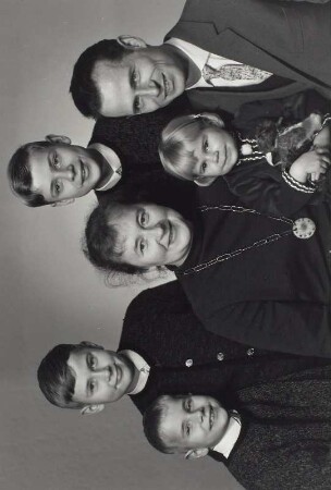 Ehepaar Ludwig mit vier Kindern