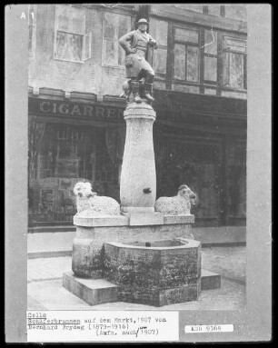 Schäferbrunnen auf dem Markt