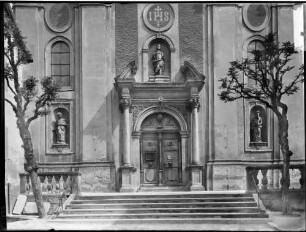 Neckarsulm Sankt Dionysius Kirche Außenansicht von Südwesten
