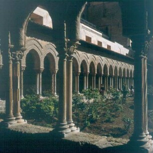 Sizilien. Monreale. Kathedrale Santa Maria Nuova (1172-1176). Kreuzgang