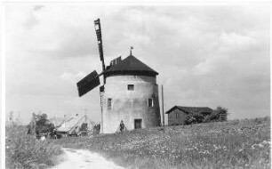 Vierkirchen-Arnsdorf. Holländerwindmühle