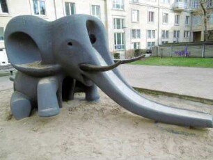 Rutschelefant, Dresden