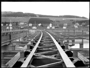 Ulm, Neubau Blaubeurer-Tor-Brücke: Bahnbrücke über Fluss (oder Donaubrücke in Tuttlingen ?)