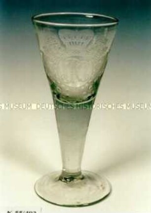 Kelchglas mit Monogramm PC und Kurhut