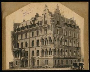Wohnhaus Kaiser-Wilhelm-Ring 3-5, Köln: Fassade