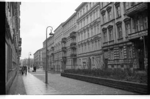Kleinbildnegative: Mietshäuser, Nollendorfstr. 38, 39 und 40, 1982