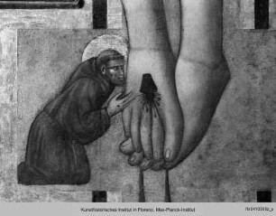 Kruzifix mit dem Heiligen Franziskus