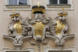 Das Wappen von Ober- und Niederösterreich mit den Wappen von Böhmen, Mähren und Schlesien