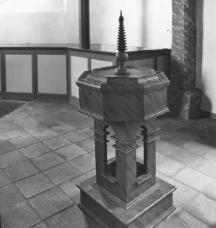 Evangelische Pfarrkirche (Kirche, ev.); Echzell, Schloßstraße 16