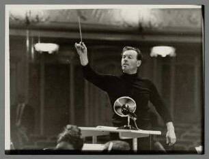 Jewgeni Swetlanow : Portrait des Dirigenten Jewgeni Swetlanow in der Staatsoper Berlin
