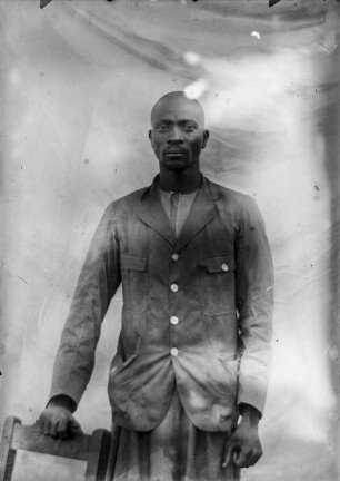 Personenaufnahme (Deutsch-Ostafrikaexpedition 1906-1907)