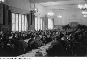 Blick in den Versammlungssaal