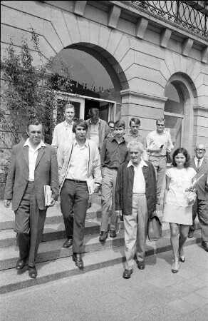 Einladung der Fachschaft Elektrotechnik der Universität Karlsruhe an elf Studenten und eine Studentin von der Technischen Hochschule Prag.