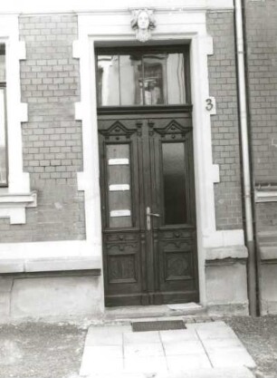 Markneukirchen, Lessingstraße 3. Wohnhaus (um 1890). Haustür