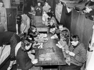 Hamburg-St. Georg. Flüchtlingsunterkunft in der Großen Allee, heute Adenauer Allee. Aufgenommen 1947
