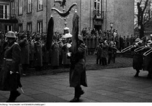 Dresden. Rodion Jakowlewitsch Malinowski, Verteidigungsminister der UdSSR und Marschall der Sowjetunion, während seines Besuches der Militärakademie Dresden der NVA, 4. April 1964