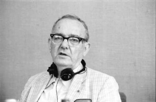 36. Tagung 1986 Chemiker; Pressekonferenz: Herbert A. Simon