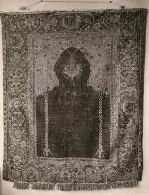 Gebetteppich : Gebetsteppich. geknüpft, Ghiordes-Knoten. Anatolien, 17. Jh.