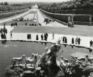 Schloß von Caserta erbaut von Karl dem Dritten, Schloßgarten