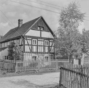 Malschwitz, Kirche + Häuser : Malschwitz. Fachwerkwohnhaus. Straßenansicht