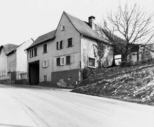Ober-Mörlen, Hauptstraße 42