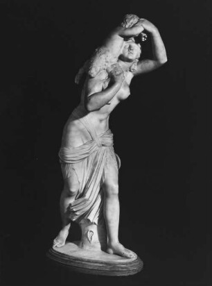 Bacchantin mit kleinem Satyr auf der Schulter