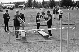 Mollhagener Zehnkampf: Der Turnsportverein Mollhagen veranstaltet auf dem Festplatz den zwölften Zehnkampf für Alt und Jung