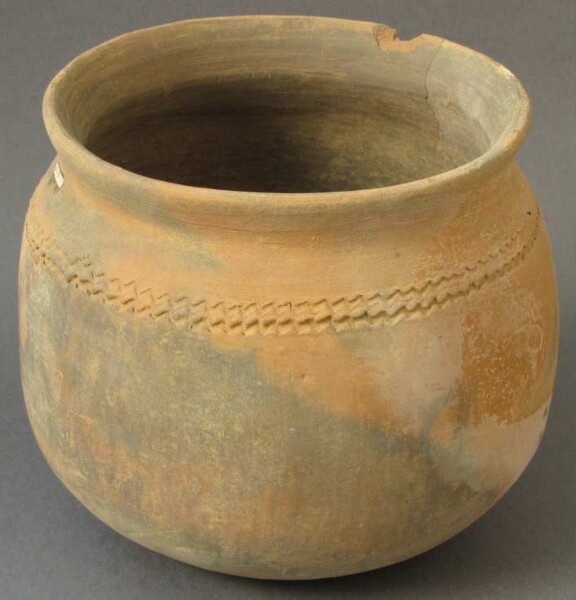 Clay vessel