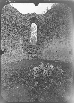 Krebes (Weischlitz-Krebes). Ruine Burgstein