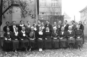 Roßwein. Mitglieder des Frauenvereins Roßwein