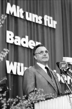 Freiburg: Stadthalle, Wahlkundgebung zur Landtagswahl Baden-Württemberg, Rede: Kanzlerkandidat Ministerpräsident Rheinland-Pfalz, Helmut Kohl