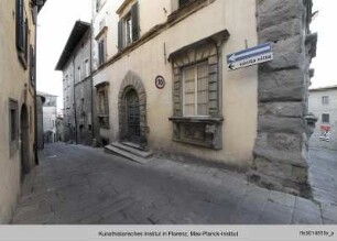Via del Gesù, Cortona