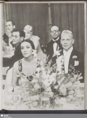 Die Filmschauspielerin Dolores del Rio und John Farrow auf derselben Gesellschaft